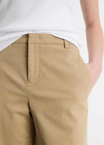 VINCE Italian Stretch-Cotton Chino Short in Shorts