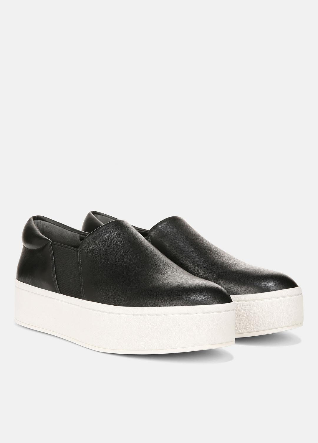 VINCE Warren Leather Sneaker in Sneakers