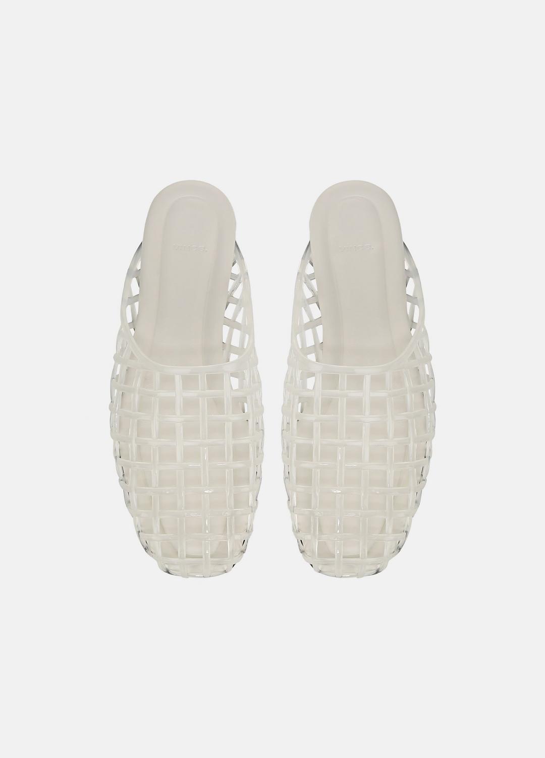 VINCE Barcelona Jelly Sandal in Sandals
