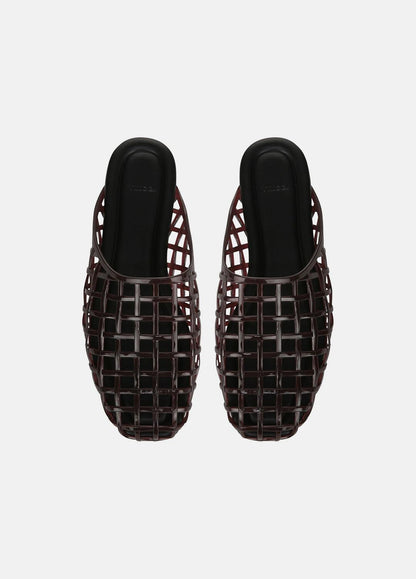 VINCE Barcelona Jelly Sandal in Sandals
