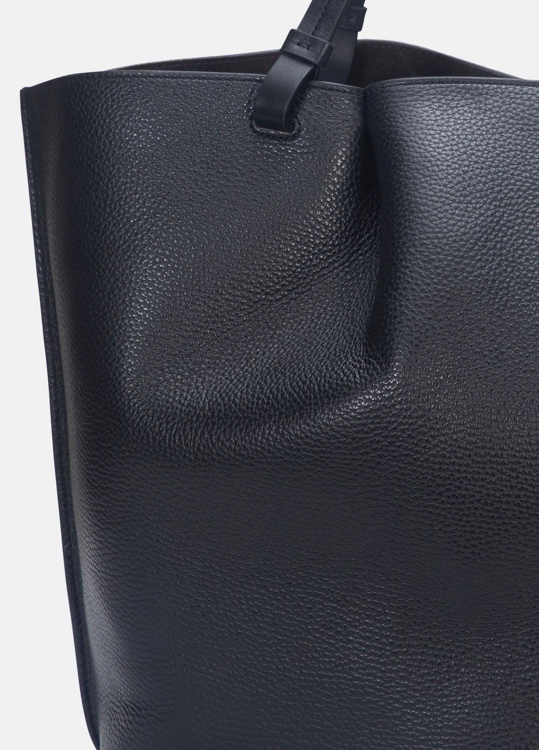 VINCE Ava Leather Tote in Handbags