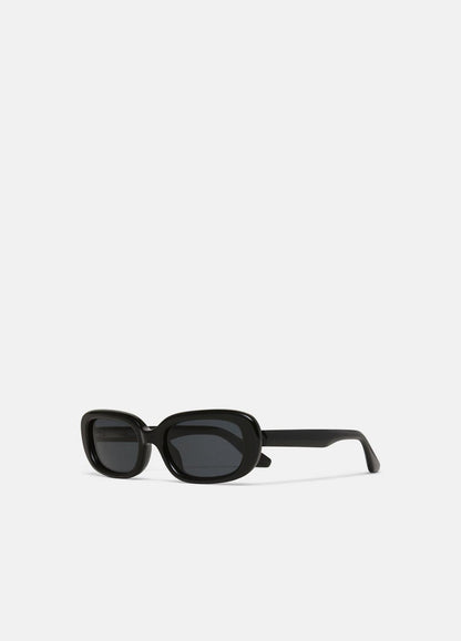 VINCE Chimi 12 Sunglasses in Sunglasses