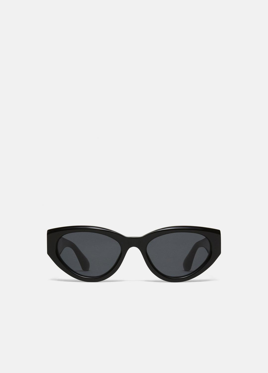 VINCE Chimi 06 Sunglasses in Sunglasses