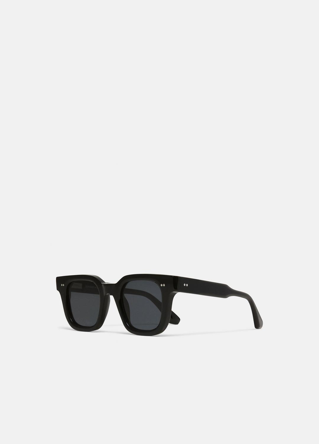 VINCE Chimi 04 Sunglasses in Sunglasses