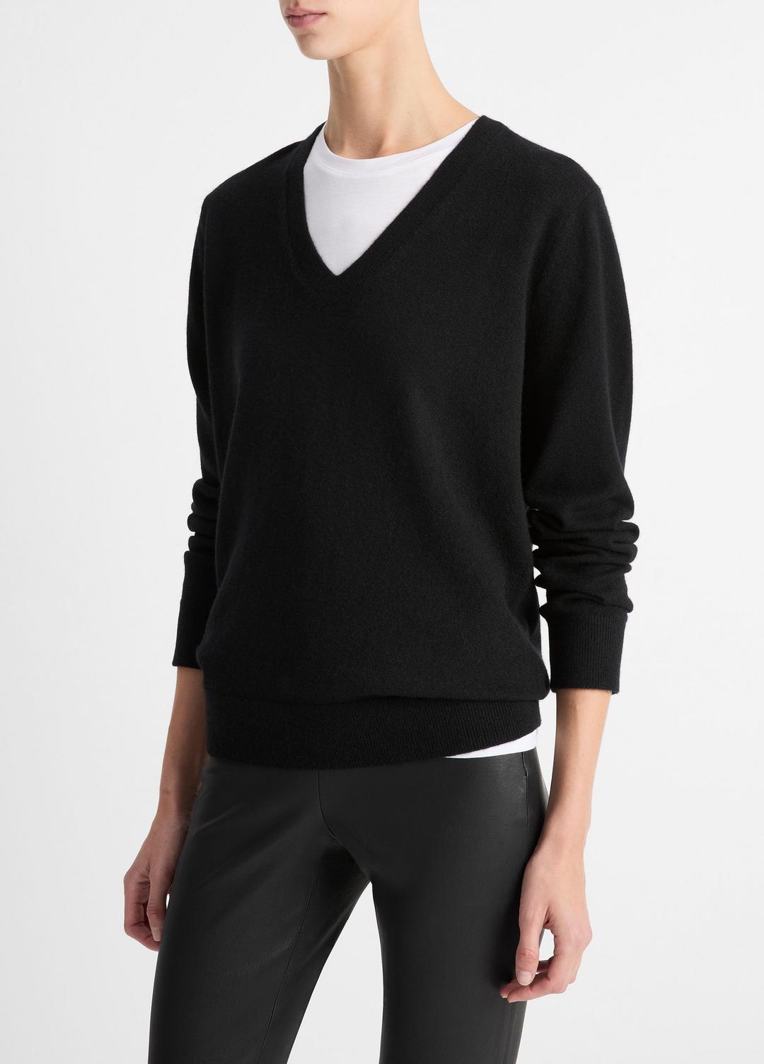 VINCE Cashmere Weekend V-Neck Sweater in Vince Products Women